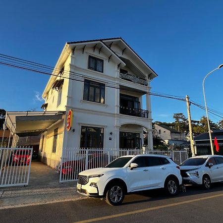 Anh Van Villa Hotel Dalat Exteriör bild